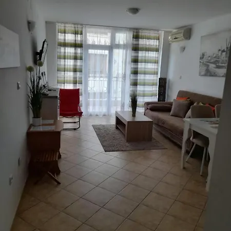 Апартамент Lovely 2 In Quiet Area Near Sea Complex Anita Слънчев бряг